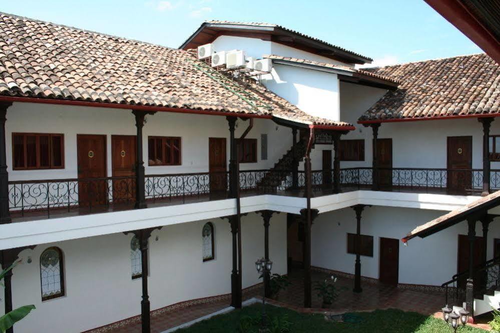 Hotel Dario Granada Εξωτερικό φωτογραφία