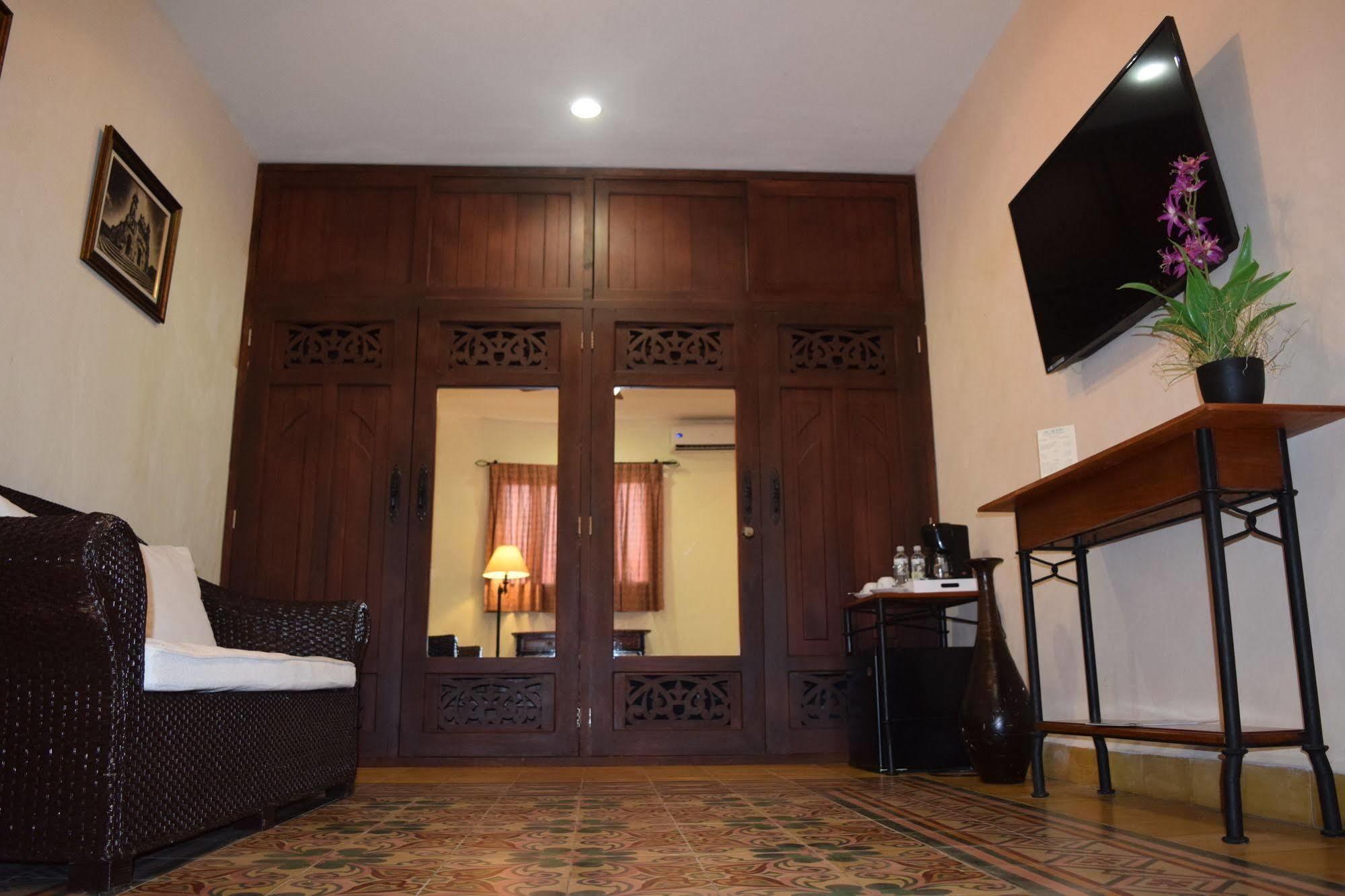 Hotel Dario Granada Εξωτερικό φωτογραφία